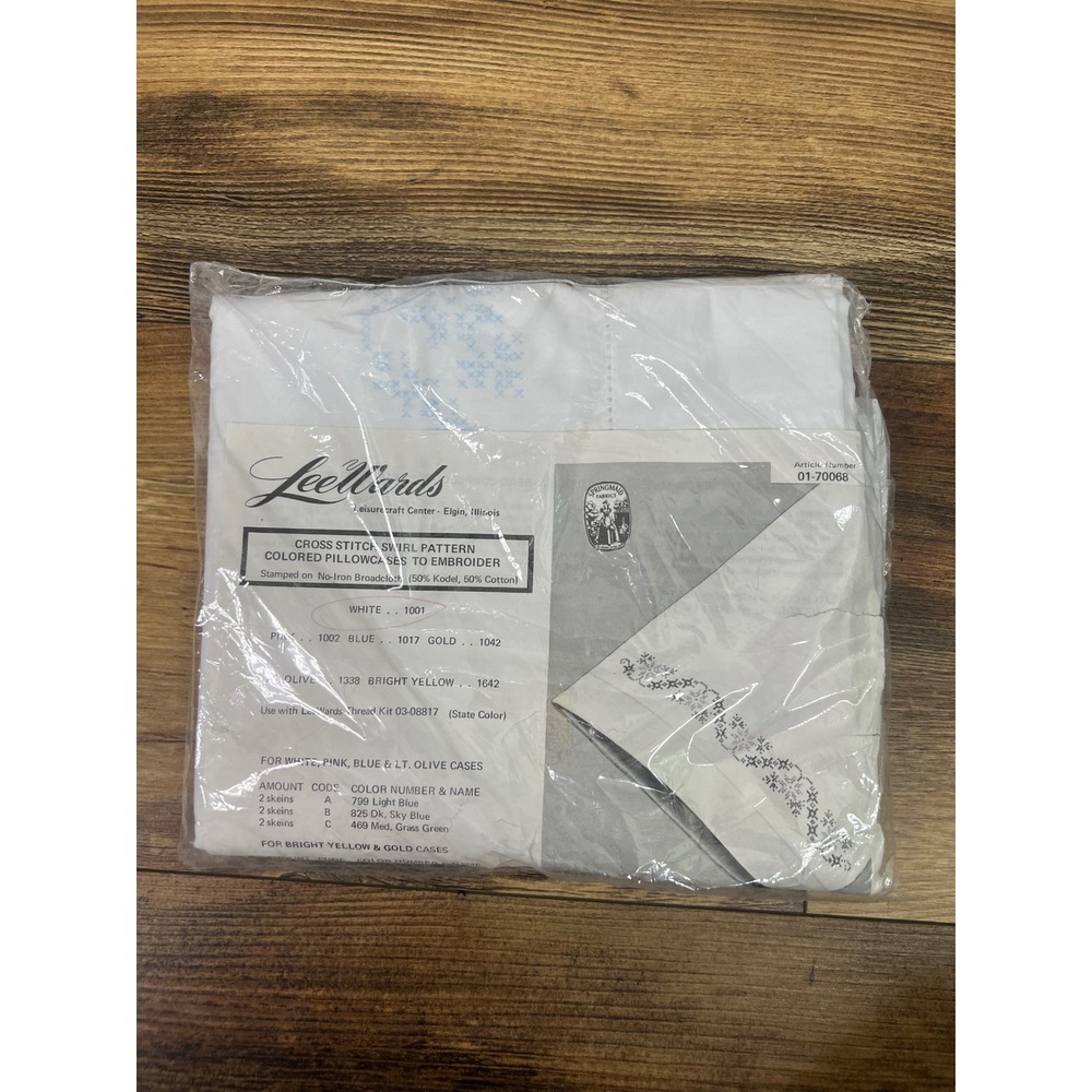 Vintage Leewards cross stitch swirl pattern colored pillowcases to embroider